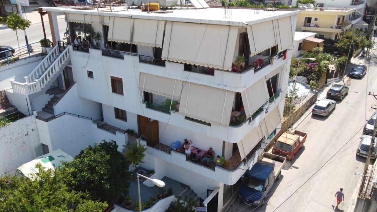 Hotel Vila Vilson Sarandë Exterior foto