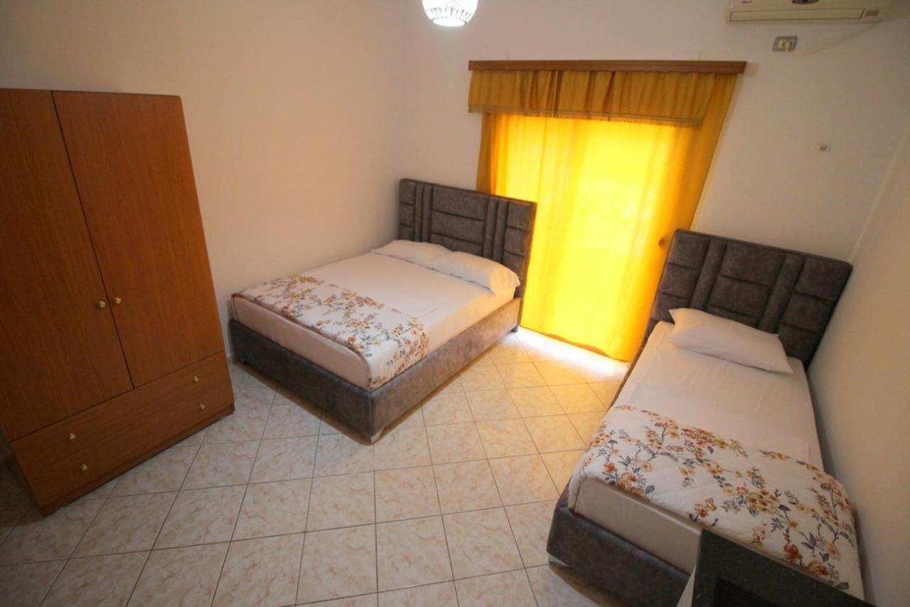 Hotel Vila Vilson Sarandë Quarto foto